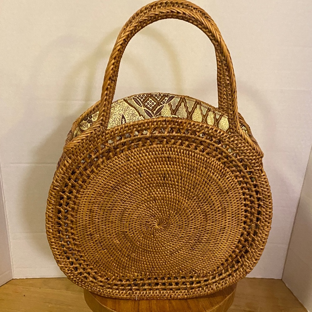 Handcrafted Brown Rattan Bag - Picture 9 of 9